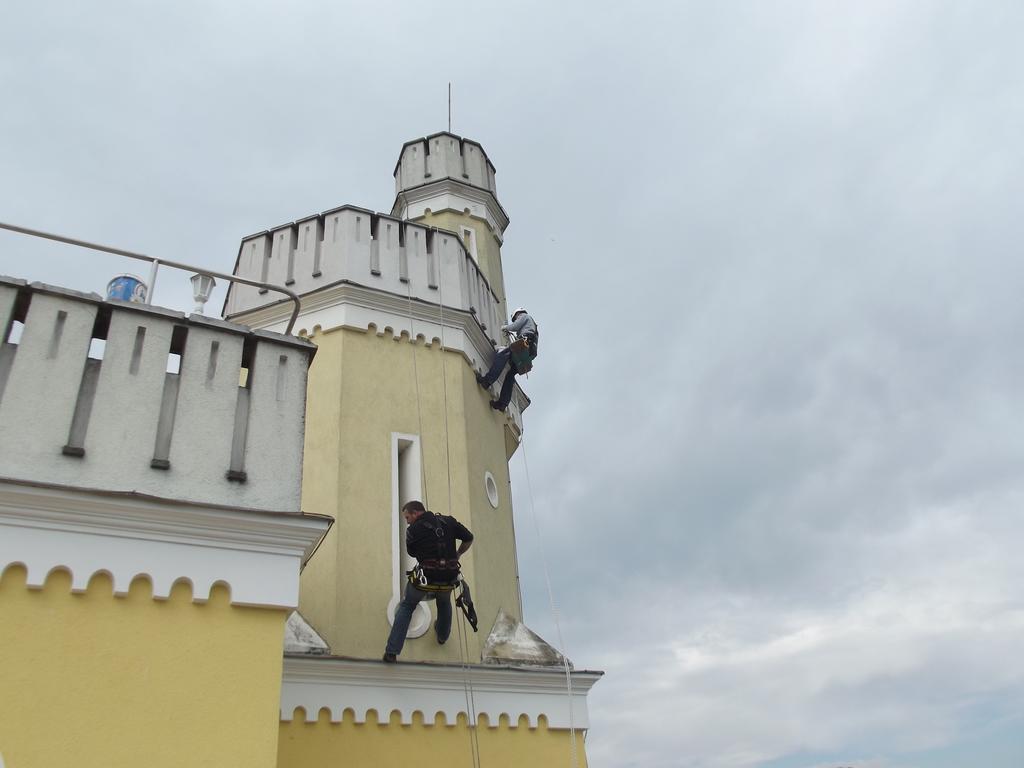 באלאטונספזד Sir David Balaton Castle Apartmanok מראה חיצוני תמונה