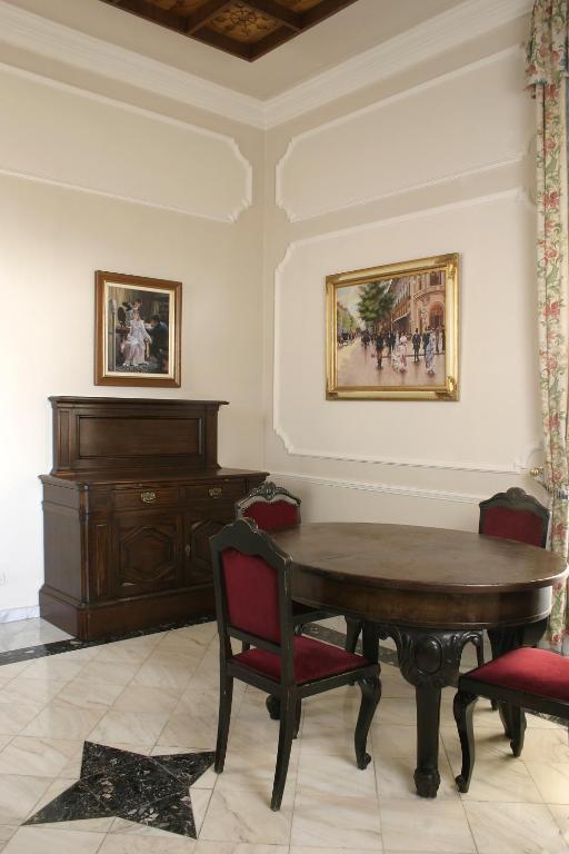 באלאטונספזד Sir David Balaton Castle Apartmanok מראה חיצוני תמונה
