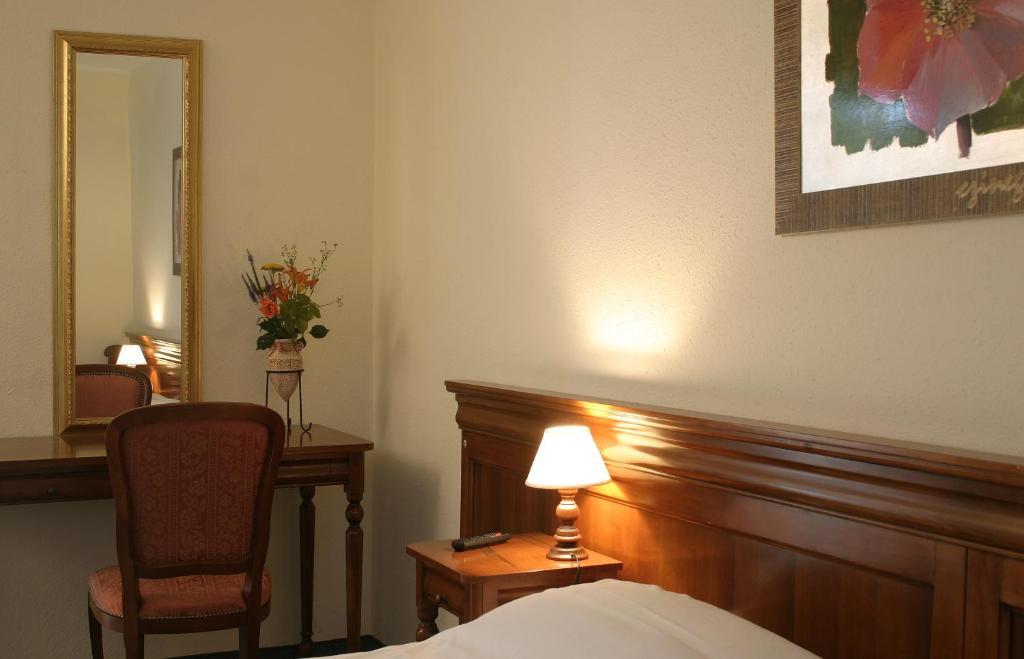 באלאטונספזד Sir David Balaton Castle Apartmanok מראה חיצוני תמונה
