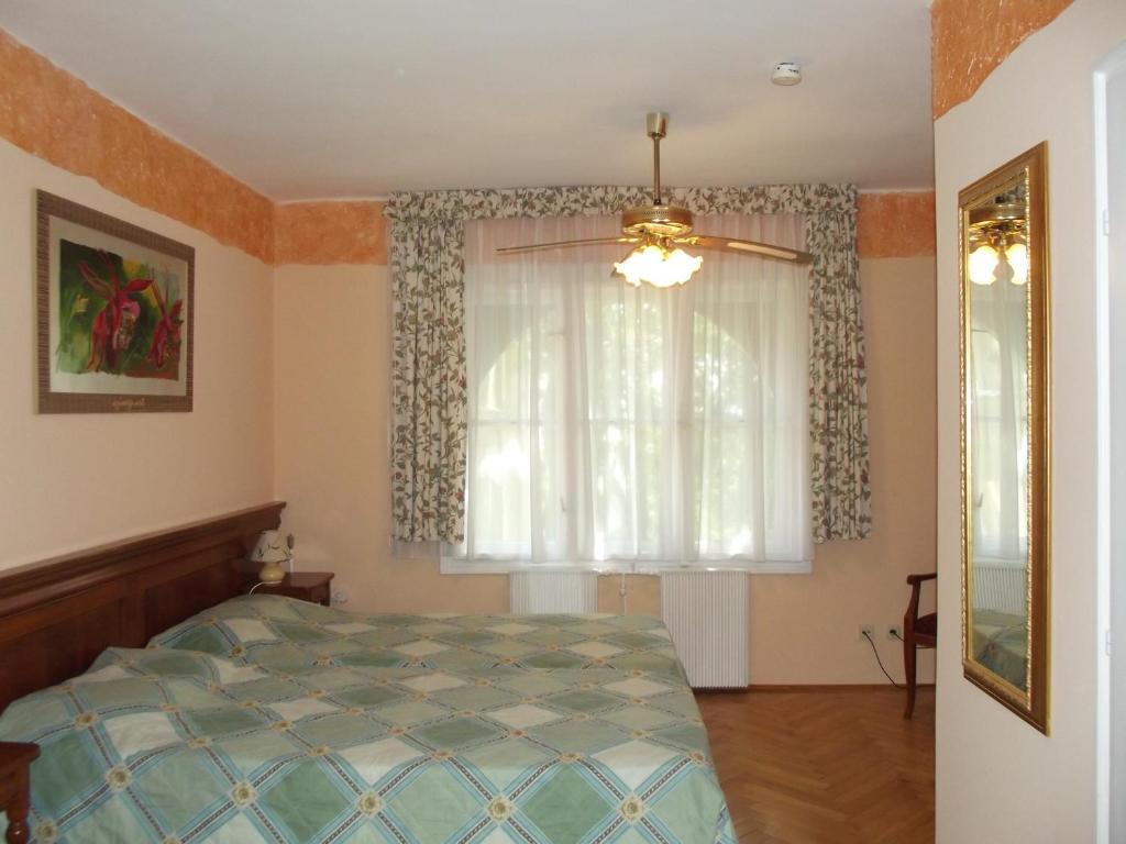 באלאטונספזד Sir David Balaton Castle Apartmanok חדר תמונה
