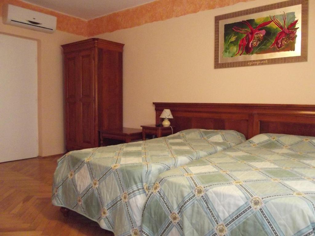 באלאטונספזד Sir David Balaton Castle Apartmanok חדר תמונה
