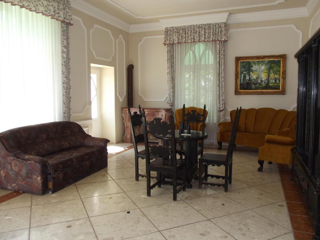 באלאטונספזד Sir David Balaton Castle Apartmanok חדר תמונה