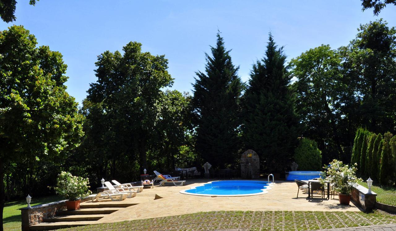 באלאטונספזד Sir David Balaton Castle Apartmanok מראה חיצוני תמונה
